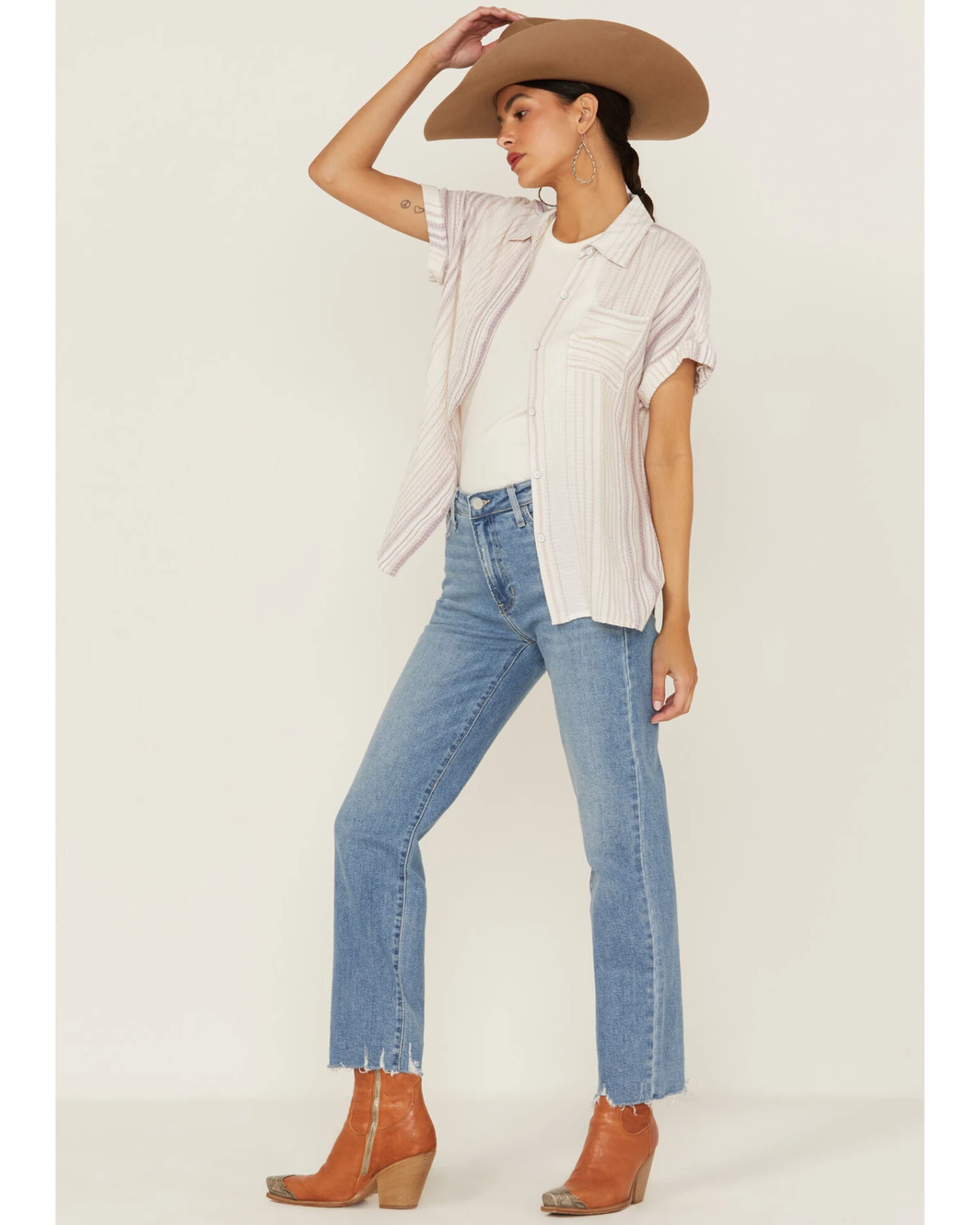 North River Women's Crinkle Ryn Stripe Short Sleeve Shirt 4 North River Women's Crinkle Ryn Stripe Short Sleeve Shirt - Image 4