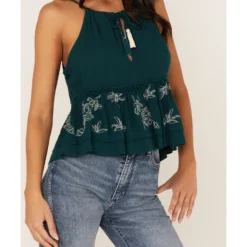 Shyanne Women's Embroidered Floral Keyhole Tank -Default Template 4 2000364758 443 P3