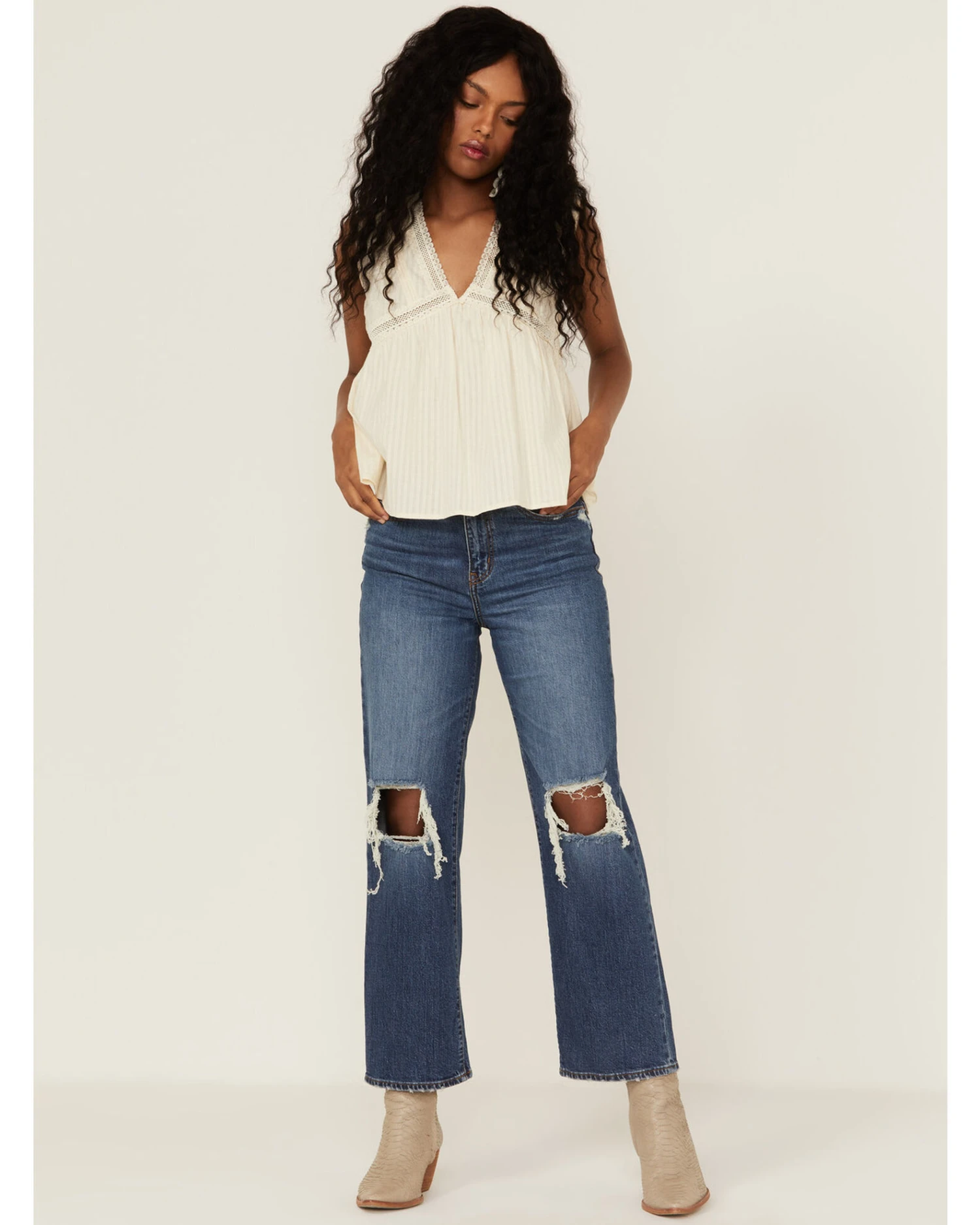 Molly Bracken Women's Ivory Lace Trim Cross Back Top 2 Molly Bracken Women's Ivory Lace Trim Cross Back Top - Image 2