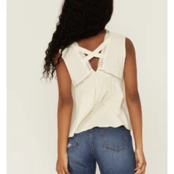 Molly Bracken Women's Ivory Lace Trim Cross Back Top 7 Molly Bracken Women's Ivory Lace Trim Cross Back Top -Default Template 4 2000368841 103 P4