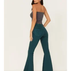 Shyanne Women's High Rise Super Flare Jeans 6 Shyanne Women's High Rise Super Flare Jeans -Default Template 4 2000373375 443 P3