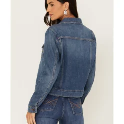 Idyllwind Women's Signature Classic Denim Jacket  -Default Template 4 2000373421 414 P4