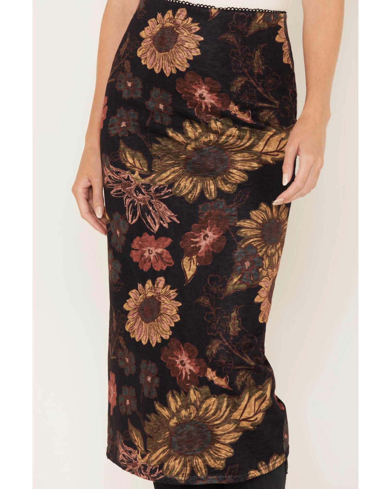 Cleo + Wolf Women's Floral Print Sheer Midi Skirt 2 Cleo + Wolf Women's Floral Print Sheer Midi Skirt - Image 2