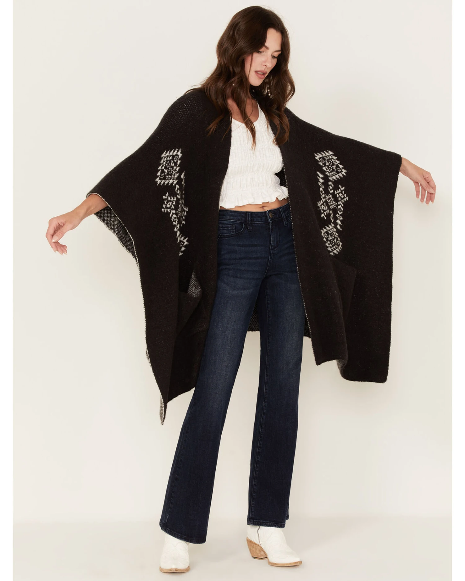 Idyllwind Women's Southwestern Print Cozy Shawl 1 Idyllwind Women's Southwestern Print Cozy Shawl