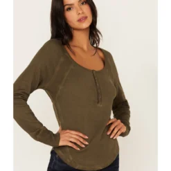 Idyllwind Women's French Terry Henley Shirt -Default Template 4 2000375301 341 P3