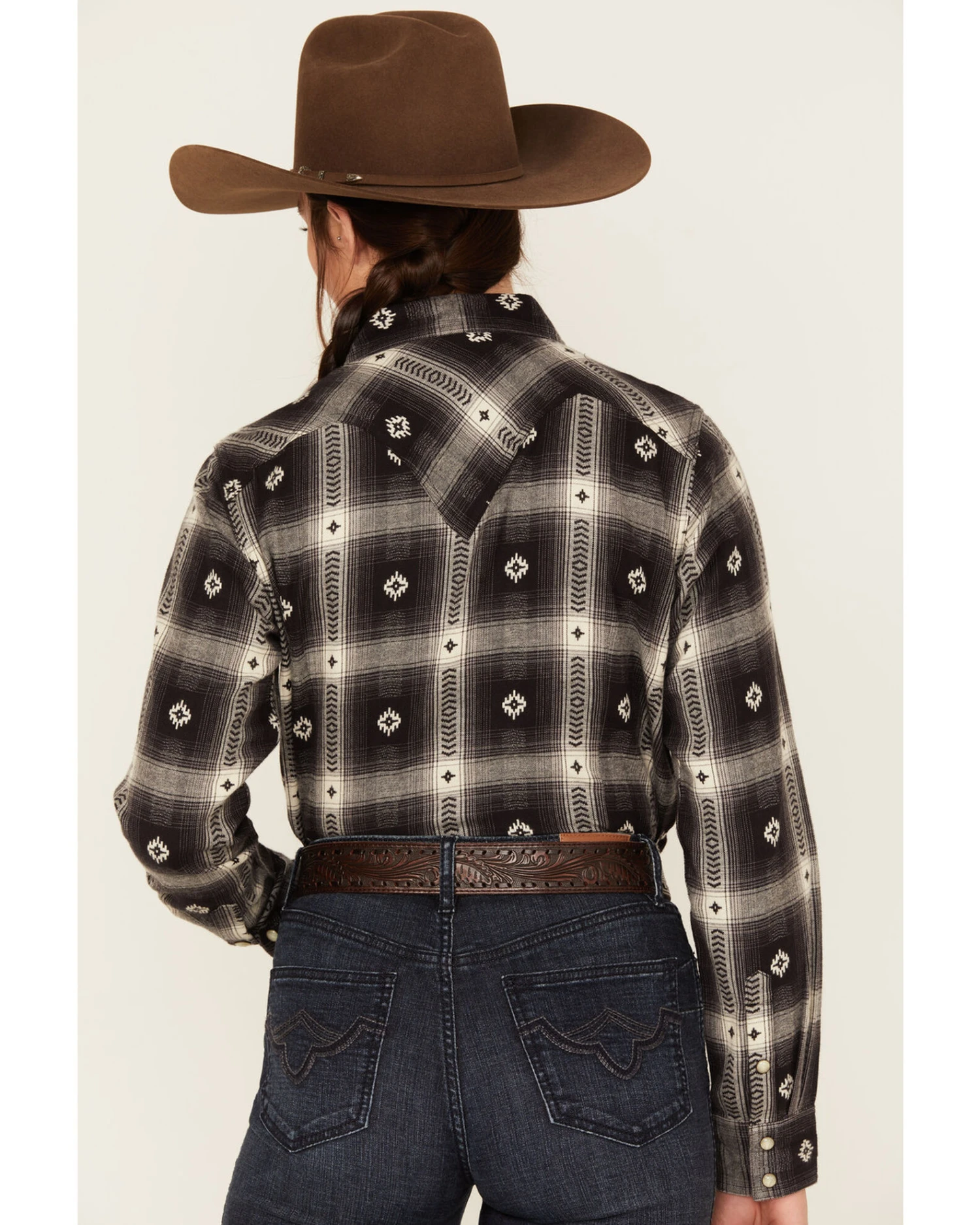 Ariat Women's R.E.A.L. Southwestern Plaid Print Thunderstorm Long Sleeve Snap Western Shirt 4 Ariat Women's R.E.A.L. Southwestern Plaid Print Thunderstorm Long Sleeve Snap Western Shirt - Image 4