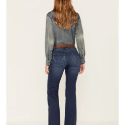 Wrangler Women's Dark Wash Mid Rise Willow Claire Ultimate Riding Trouser Jeans