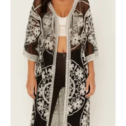 Shyanne Women's Floral Lace Kimono 6 Shyanne Women's Floral Lace Kimono -Default Template 4 2000380632 001 P3