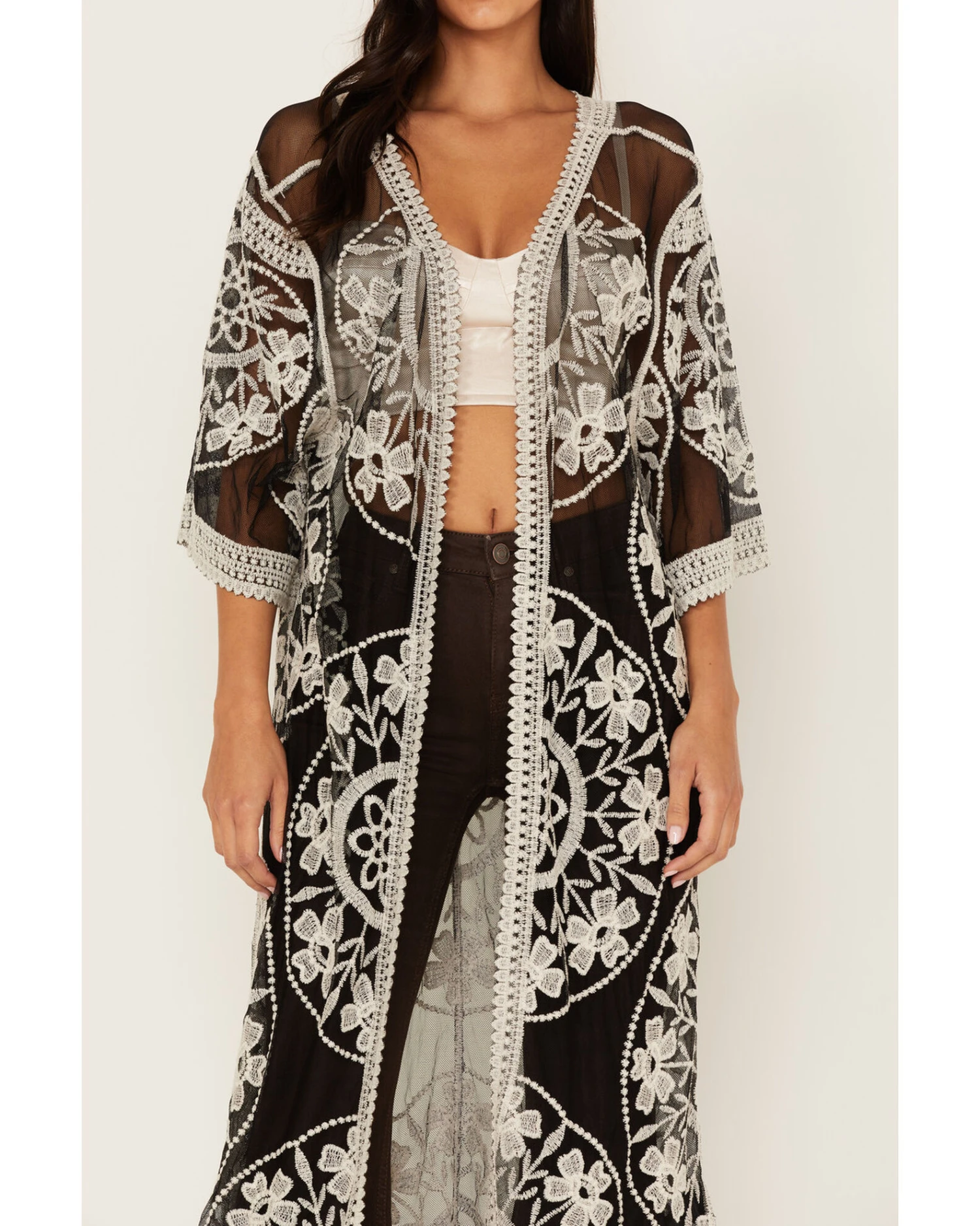 Shyanne Women's Floral Lace Kimono 3 Shyanne Women's Floral Lace Kimono - Image 3