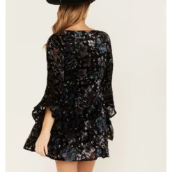 Shyanne Women's Flare Sleeve Burn Out Velvet Dress -Default Template 4 2000380655 001 P4