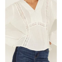 Idyllwind Women's Memphis Bell Sleeve Crochet Top -Default Template 4 2000380718 103 P4