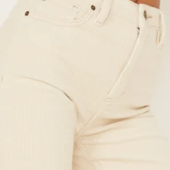 Front Page -Default Template 4 2000381496 101 P2