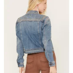 Idyllwind Women's Shiloh Drive Embellished Denim Trucker Jacket -Default Template 4 2000383010 414 P4
